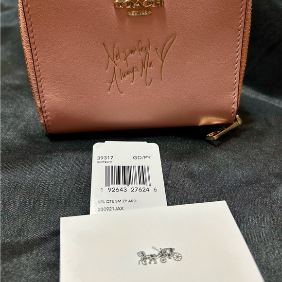 Limited Edition Coach x Selena Gomez Wallet - Picture 8 of 9